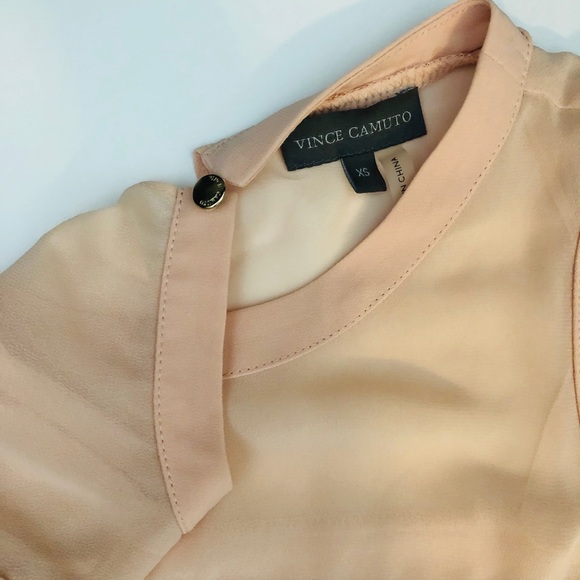 Vince Camuto Top - Picture 2 of 3